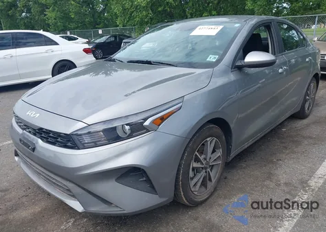 2024 Kia Forte Lxs из США, поврежденный, VIN 3KPF24AD8RE738503